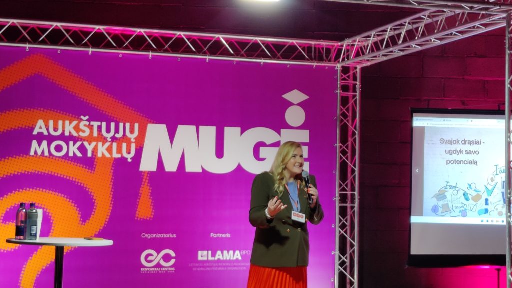 Aukštųjų mokyklų mugėje