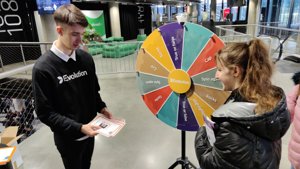 Aukštųjų mokyklų mugėje